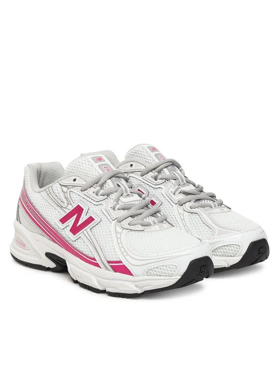 New Balance 740