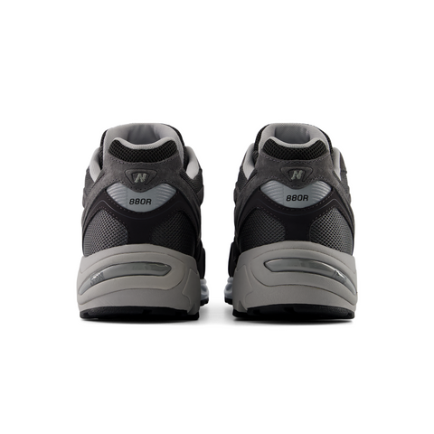 U880R3TR Pilka | Castlerock