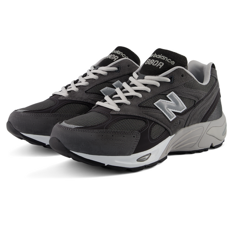 U880R3TR Pilka | Castlerock