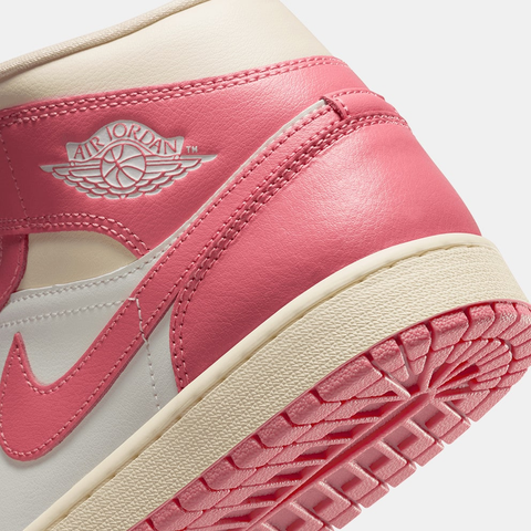 Air Jordan 1 Mid Rožinė druska | Gvajavos ledas