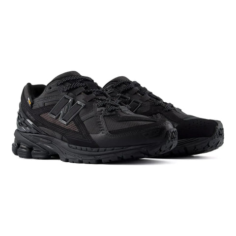 U19061OP Black | Black Cement