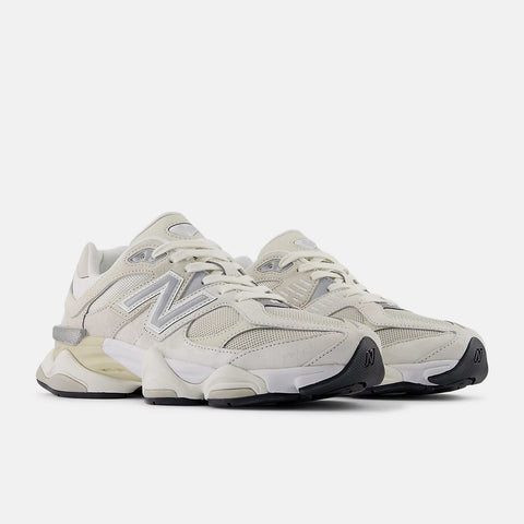 New Balance 9060 Smėlio U9060WHT